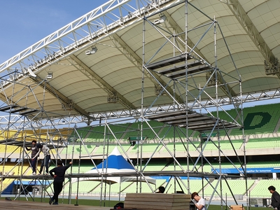 체육 대회 무대 설치